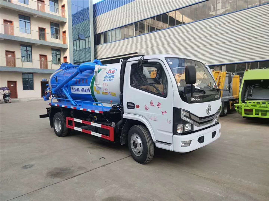 國六東風小多利卡吸汙車