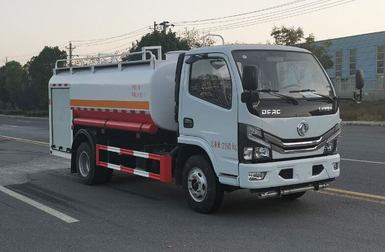 多功能消防灑水車功能多在哪裏？球盟会APP手机登录消防灑水車廠家講解