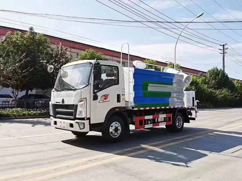 藍牌—汽重‬豪沃輕卡（7方）抑‬塵車推薦
